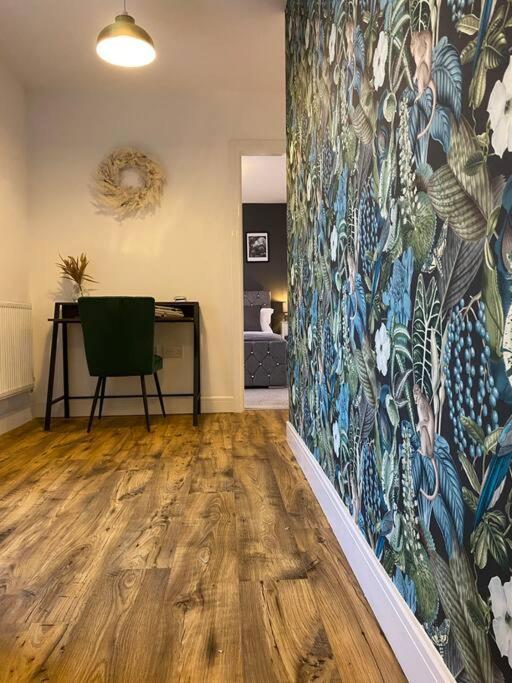 Luxury Riverfront Apartment Newport  Extérieur photo